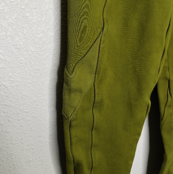 Free People Movement Dusted Military Green Leggings With Ankle Zippers Size XS - Picture 3 of 6